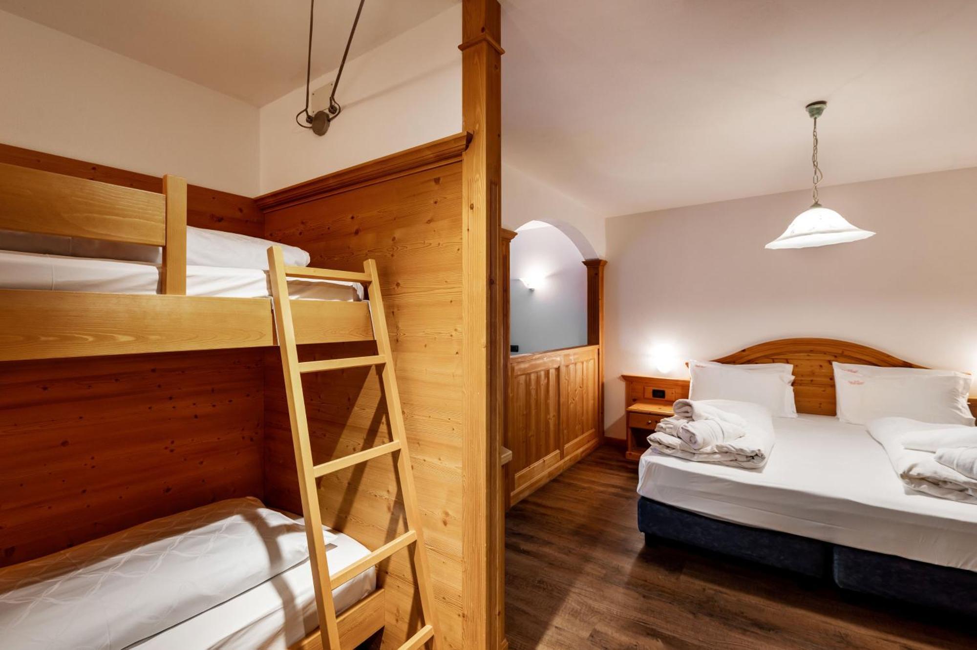Hotel Terme Antico Bagno Pozza di Fassa Pokój zdjęcie